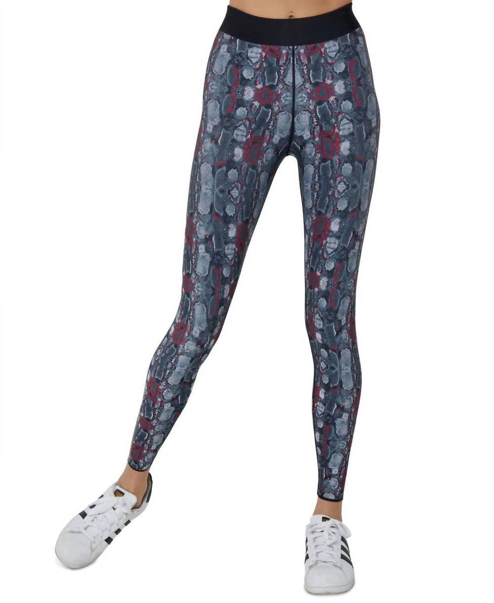NEW ULTRACOR women's boa leggings in rougue pattern
